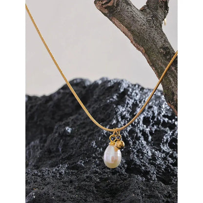 Pearl & Stainless Steel Necklace Rare Vault Co.